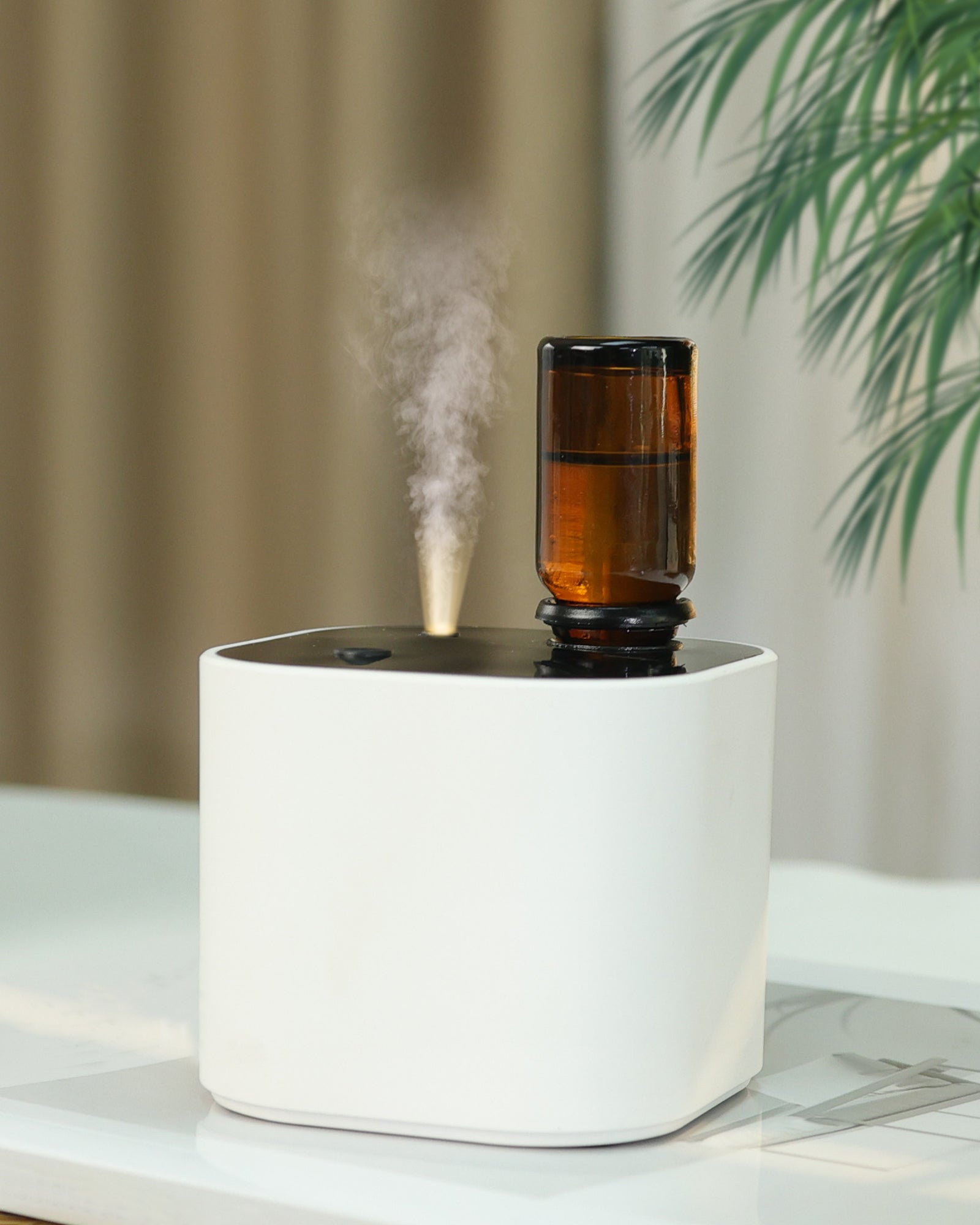 Mini Waterless Scent Diffuser with White Tea Oil | A200 | Betterdiffuser